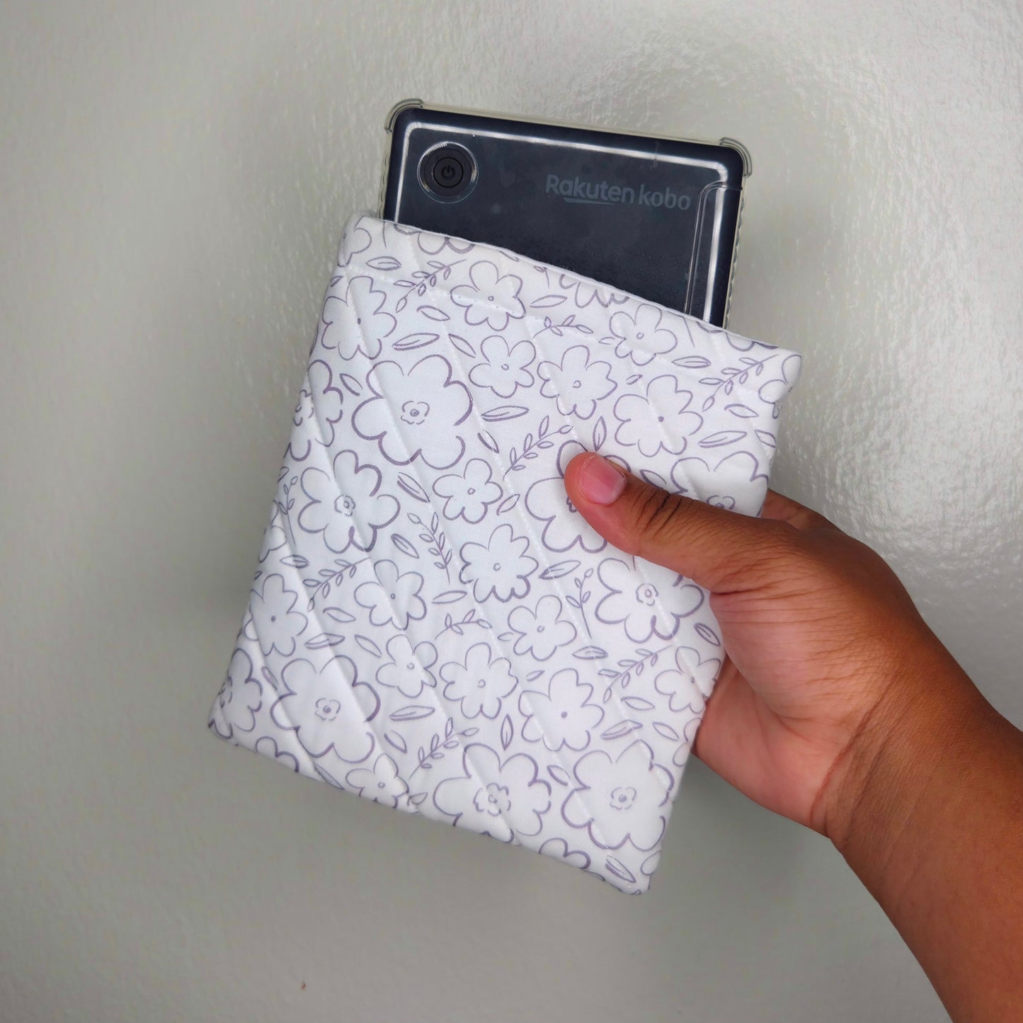 QUILTED Kobo Clara/Kindle Basic Pouch